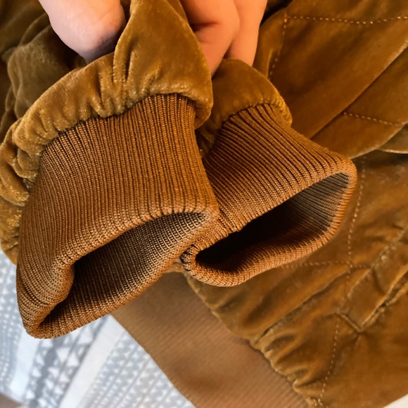 Frank and Oak quilted velvet bomber Jacket - Picture 3 of 4